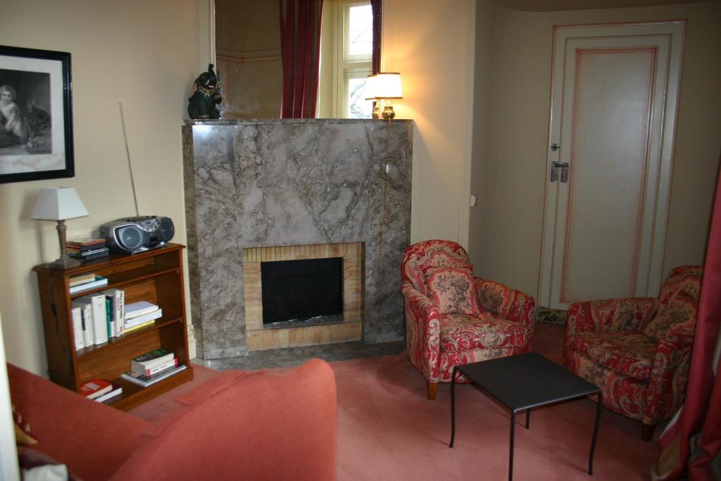 Chateau De La Verrerie Hotel Aubigny sur Nere Ruang foto