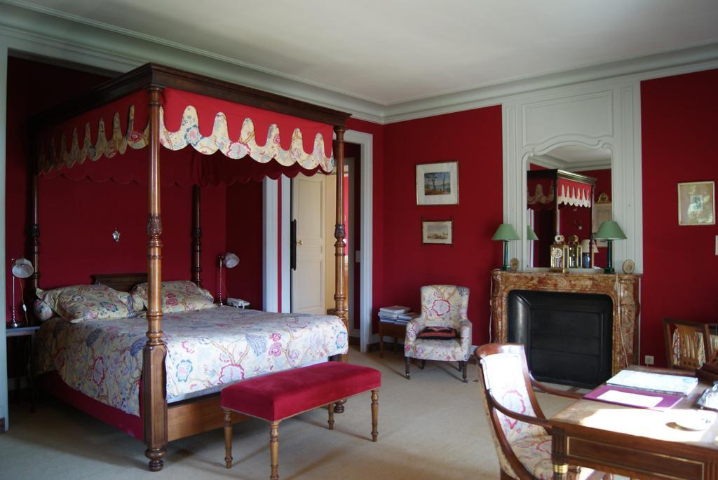 Chateau De La Verrerie Hotel Aubigny sur Nere Ruang foto