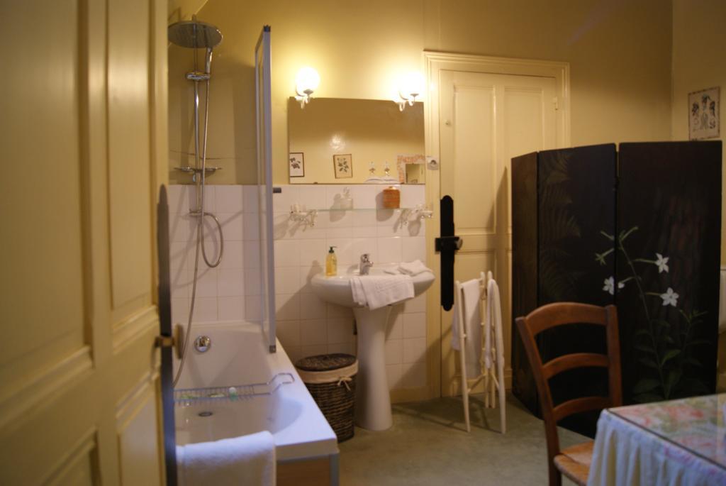 Chateau De La Verrerie Hotel Aubigny sur Nere Ruang foto