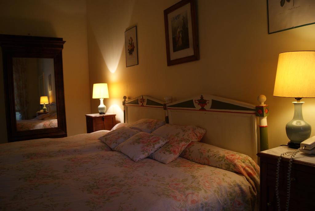 Chateau De La Verrerie Hotel Aubigny sur Nere Ruang foto